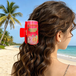 RTS-2 Pince à cheveux créative en plastique en forme de canette de boisson hawaïenne et de requin, accessoires de coiffure et bijoux pour l'été et l'ambiance de bord de mer - Product Image 4