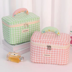 Bolsa de maquillaje a cuadros bonita al por mayor, neceser de diseñador a la moda de gran capacidad, neceser para almacenamiento de cosméticos con logotipo personalizado - Product Image 2