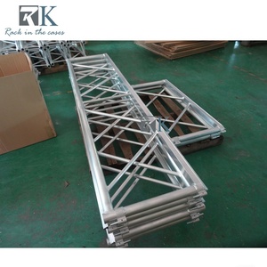 Plateforme de Scène Modulable Stable et Robuste à Hauteur Réglable pour Présentoirs - Product Image 3