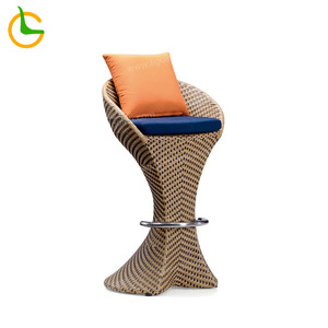 Sgabello <span class=keywords><strong>da</strong></span> <span class=keywords><strong>Bar</strong></span> in vimini in Rattan personalizzato per discoteca mobili in Rattan sedia <span class=keywords><strong>da</strong></span> <span class=keywords><strong>Bar</strong></span> per Hotel High Poolside mobili commerciali moderni per esterni - Product Image 1