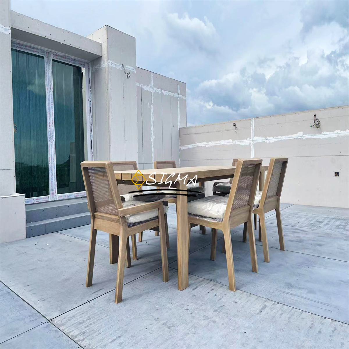 Custom Outdoor Furniture Garden Set High End All Weather Rectangle Dining Table Chairs Outdoor Solid Teak Wooden Chair