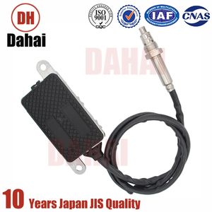 5WK97401 5WK96765A <span class=keywords><strong>Sensor</strong></span> de óxido de nitrógeno 5WK97329A 5WK97330A 24V <span class=keywords><strong>Sensor</strong></span> <span class=keywords><strong>Nox</strong></span> cuadrado de cuatro agujas para <span class=keywords><strong>Scania</strong></span> <span class=keywords><strong>Euro</strong></span> <span class=keywords><strong>5</strong></span> - Product Image 4