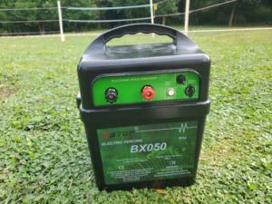 Schermidore elettrico per recinzione con alimentazione a corrente alternata fino a 10KM con energia in uscita 0.55 tensione Joule 12 KV - Product Image 5