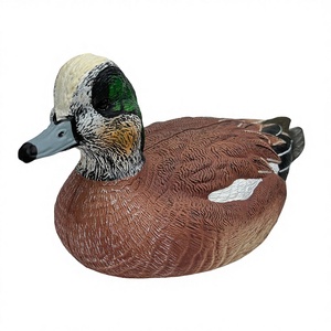 Richiamo per Anatre Wigeon in HDPE ad Alta Densità, Realistico e Galleggiante, per la Stagione di Caccia, Realizzato in Plastica Resistente - Product Image 2