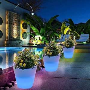 Vaso de Flor Redondo Iluminado LED à Prova d'Água IP65 Recarregável 16 Cores Plástico Leve para Uso em Casa e Jardim - Product Image 3