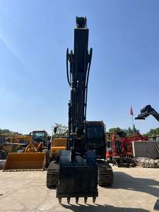 Excavadora Hyundai R220LC-9 Usada Original de Corea, 22 Toneladas, Motor de 219KW, Capacidad de la Cuchara de 1.7m, Segunda Mano para Construcción - Product Image 3