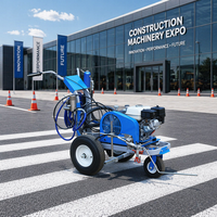Machine de marquage routier avec ordinateur de traçage pour une application précise de peinture à froid sur les autoroutes et les voies circulaires