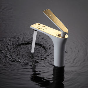 Robinet de lavabo Robinets d'eau Robinet d'évier de salle de bain en laiton Blanc solide Eau froide et chaude Mitigeur de robinet d'évier d'eau à une poignée - Product Image 4