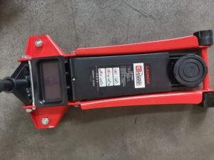 عربة أرضية جسم السيارة ذات مظهر منخفض 3 طن ، هيدروليكية ثقيلة ، ملف تعريف منخفض - Product Image 2