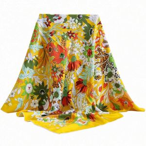 Bufandas de Seda Ecológicas de Lujo al por Mayor, Chales de Doble Cara con Sensación Suave y Lisa, Tamaño y Color Personalizados - Product Image 2