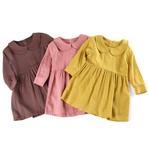 Großhandel Baby Mädchen 100% Leinen Baumwolle Kleid Kleinkind kleines Mädchen Pfanne Kragen Holz Knöpfe Frühling Herbst Vintage Mode weiches Kleid - Product Image 1