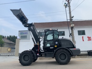 Новинка 2023, телескопический фронтальный погрузчик <span class=keywords><strong>HZM</strong></span> 825T с подъемной способностью 2 тонны, с малошумным двигателем Changchai stage 5 - Product Image 6