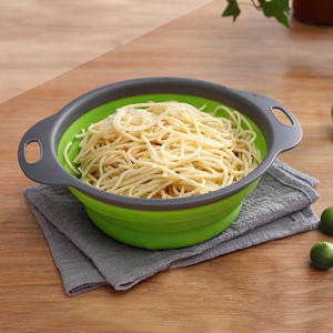 Gekleurde Opvouwbare Siliconen Vergiet Fruit Groente Keuken Handvat Handige Opvouwbare Opbergmand Waszeef - Product Image 5