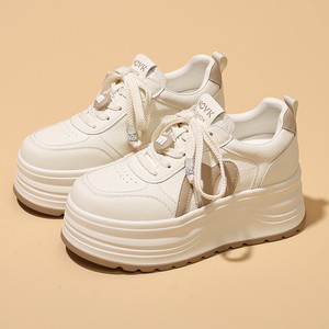 Baskets compensées pour femmes Printemps 2026 Nouveautés Semelle épaisse Talon rehaussé Chaussures de marche décontractées Douces et tendance - Product Image 1