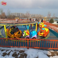 Mini-chaîne de montagnes russes d'extérieur avec voitures insectes de dessin animé pour aire de jeux pour enfants