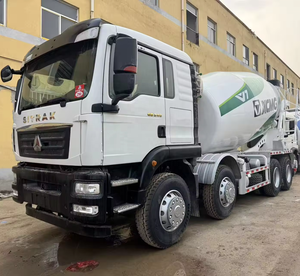 Nuevos Camiones Mezcladores de Cemento Sino HOWO de 371hp 6*4 400hp 10cbm en Venta - Product Image 2