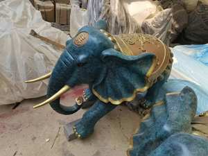 जीवन आकार के आउटडोर उद्यान सजावट के लिए कांस्य हाथी मूर्तियां - Product Image 3