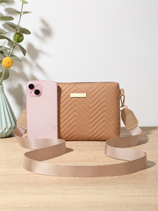 Nouveau sac à main décontracté pour femme, bandoulière en PU pliable avec fermeture éclair, porte-téléphone, petit sac à épaule en forme de V avec sequins et motifs en relief - Product Image 3