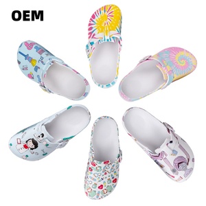 Zoccoli medici personalizzati stampa infermiere scarpe Scrub per uomo donna Casual luce EVA pantofole laboratorio <span class=keywords><strong>ospedale</strong></span> sala operatoria lavoro - Product Image 1