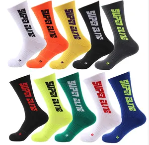 Kaus Kaki Basket Elit Kustom untuk Pria, Kaus Kaki Basket Huruf Neon Kanan dan Kiri Handuk Bawah Olahraga Anti Selip