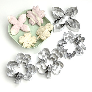 Juego de Cortadores de Galletas de Acero Inoxidable con Formas de Trébol y Sakura para Cortar Galletas, Fondant, Pan y Frutas, Herramientas para Hornear - Product Image 1