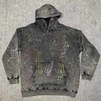 Sweat à capuche rétro personnalisé en coton, style européen et américain, avec logo sur mesure, effet tacheté par pulvérisation, idéal pour l'automne et le commerce international.
