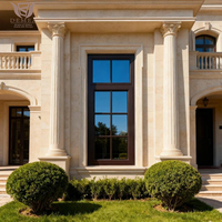 Ventanas abatibles de madera revestidas de aluminio francés DEMEA para soluciones de iluminación natural disponibles para villas