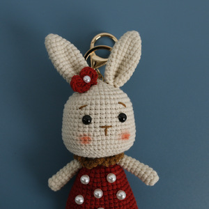 Tinh Tế Handmade Crochet Thỏ Mặt Dây Chuyền Sáng Tạo Ngọc Trai Len Dệt Kim Bunny Cho Túi Treo Sang Trọng Keychain Đồ Chơi - Product Image 2