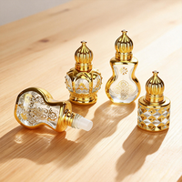 Flacon compte-gouttes en verre pour huile essentielle 15 ml avec logo personnalisé, bille roulante dorée électroplaquée et bouchon à vis scellable anti-UV