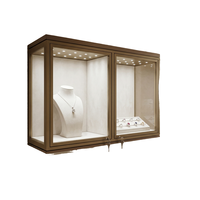 Maßgefertigte Glasvitrine mit Goldfarbenem Edelstahlrahmen und Hochdichter LED-Beleuchtung für Schmuck-Boutiquen und Einzelhandelsauslagen