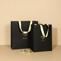 Sacs cadeaux en papier bleu mat de luxe avec logo imprimé personnalisé, emballage avec poignée en ruban