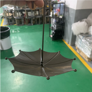 อ่างน้ำนกทรงร่มเหล็กดัด ที่แขวนสำหรับให้อาหารนกในสวนและลานกว้าง - Product Image 4