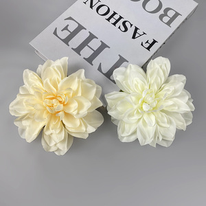 Tête de dahlia artificielle 14 cm en soie pour décoration de mariage, arrangement floral, ornement de boîte cadeau - Product Image 3