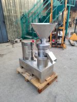 Hoge capaciteit 600kg/uur gember-knoflook-chili-aardappel-tomaat-uienpasta maakmachine 0.75kw motor SUS304 roestvrij staal