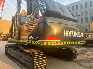 Excavatrice de construction Hyundai 305LC-9T de 30 tonnes sur chenilles avec moteur Cummins, boîte de vitesses principale, 169 kW, 1800 heures de fonctionnement - Product Image 5