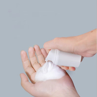 Bouteille sans air en plastique personnalisée de 30ml 50ml 80ml 100ml 120ml 150ml avec pompe à vide pour le maquillage sérum pour le visage