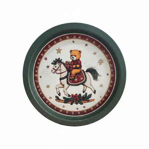 Plateau de service rond en métal de 315 mm sur le thème de Noël avec ours en peluche et cheval à bascule, décoration de Noël festive, modèle EE197GD - Product Image 2