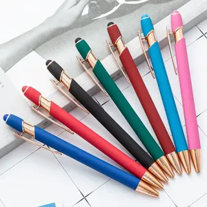 Stylo publicitaire fantaisie gravé au laser, en métal rose doré, avec pointe tactile en caoutchouc, idéal pour les écrans tactiles – Cadeau idéal - Product Image 2