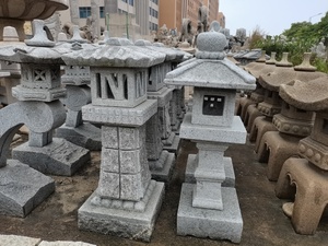 Lanterne de jardin en <span class=keywords><strong>pierre</strong></span> de style japonais moderne, <span class=keywords><strong>statue</strong></span> de <span class=keywords><strong>Bouddha</strong></span> sculptée à la main, <span class=keywords><strong>pierre</strong></span> <span class=keywords><strong>naturelle</strong></span> pour utilisation en extérieur dans les temples, directement de l'usine - Product Image 5