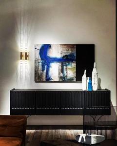 Mobile <span class=keywords><strong>TV</strong></span> di Design Premium con Ante Scanalate e <span class=keywords><strong>Base</strong></span> in Metallo Curvo per Soggiorno di Lusso - Product Image 4