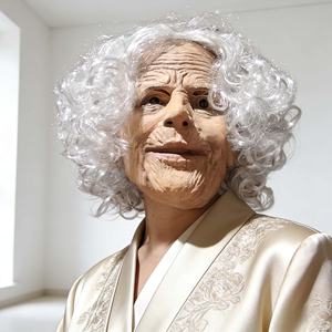 Maschera in lattice realistica da donna anziana con rughe dettagliate, texture della pelle autentica, tema divertente e scherzoso, a copertura totale del viso per oggetti di scena di Halloween - Product Image 4