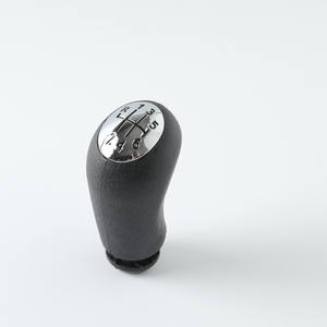 Poignée de levier de vitesses de voiture en matériau PU, design ergonomique pour Renault 5 6 vitesses, personnalisable - Product Image 3