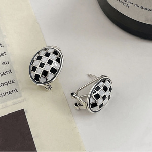 S925 Sterling Silver Checkerboard Stud <b>Earrings</b> For Women Geometric Design Everyday Wear Bezel Setting 925 Silver Ear <b>Post</b> - Product Image 4