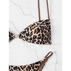 Ensemble de bikini personnalisé pour femmes, imprimé léopard, deux pièces, maillot de bain halter, extensible, spandex, polyester, soutien-gorge triangle - Product Image 1