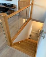 Escalier droit en marbre blanc de haute qualité Prima 2026, design intérieur moderne