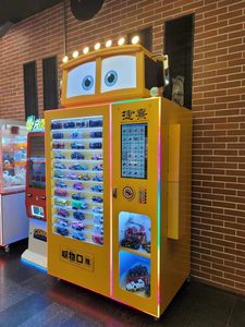 Tùy chỉnh phong cách Đồ chơi viên nang Máy bán hàng tự động với màn hình cảm ứng cho trẻ em Búp bê đồ chơi máy bán hàng tự động - Product Image 5