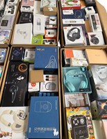 Boîte mystère électronique pour appareils connectés 3C, avec 5 produits, coffret cadeau surprise