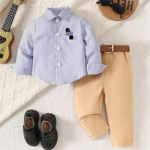 Ensembles de vêtements populaires <span class=keywords><strong>pour</strong></span> bébés garçons, t-shirt rayé et salopette courte <span class=keywords><strong>pour</strong></span> enfants, costumes formels <span class=keywords><strong>pour</strong></span> enfants - Product Image 1