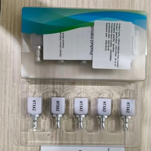 Bloc de disilicate de lithium dentaire CE C14 HT LT pré-ombré 16 couleurs, bloc de fraisage en céramique vitrocéramique pour couronne, placage et pont - Product Image 5