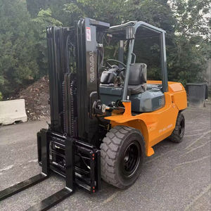 Chariot élévateur à fourche diesel d'occasion du Japon, 5 tonnes, avec garantie de 6 mois - Product Image 1